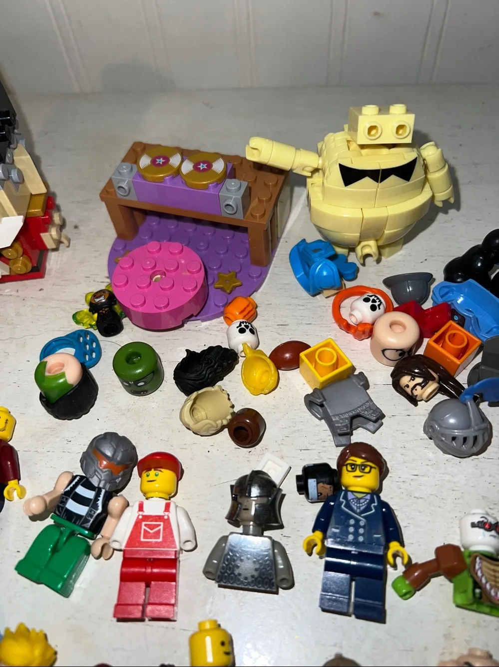 Large 25+ lot Lego mini figures plus extra